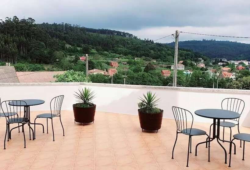 簡易ホテル Estrella Do Camiño