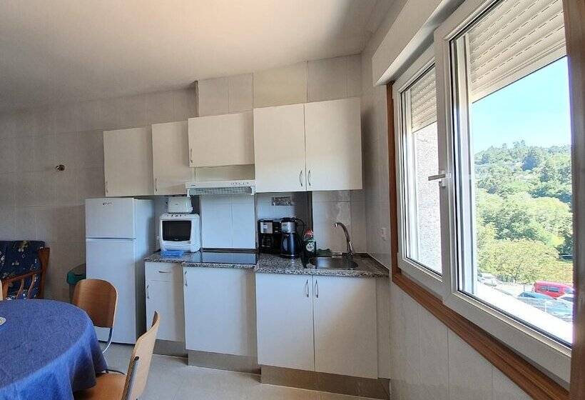 簡易ホテル Estrella Do Camiño