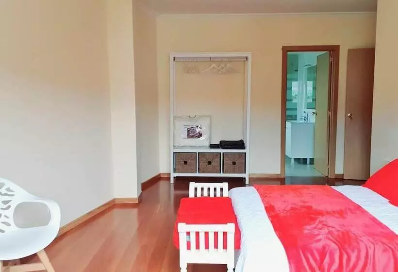 簡易ホテル Estrella Do Camiño