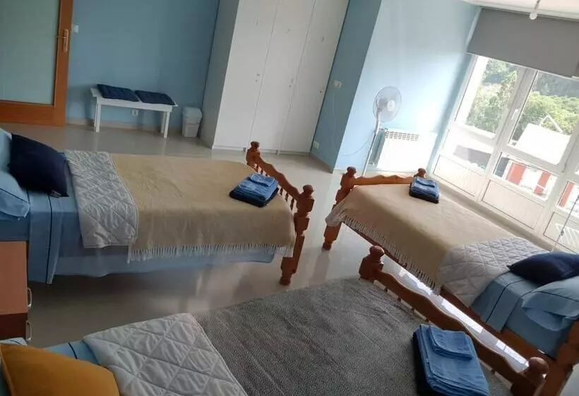 簡易ホテル Estrella Do Camiño