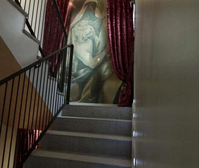 مسافرخانه Grecorooms