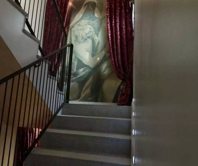 مسافرخانه Grecorooms