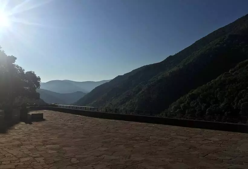 Hostal Monasterio De Valvanera