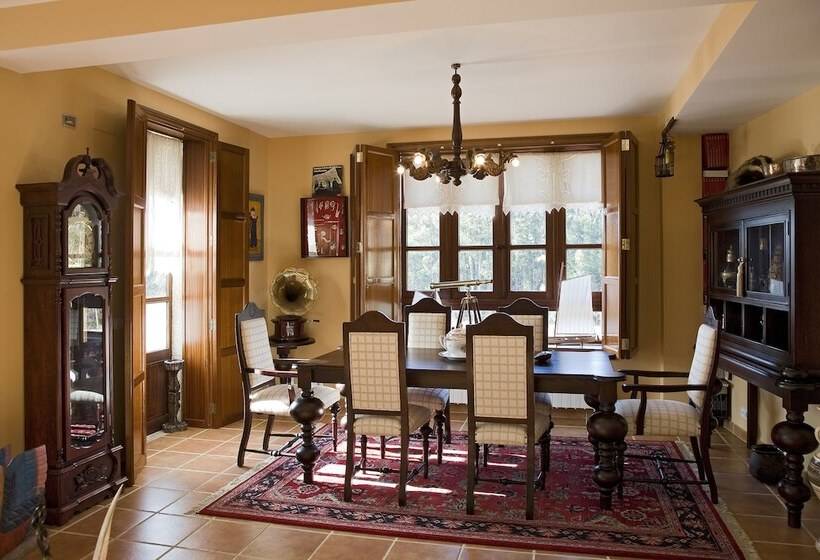 هتل Casa Rural A Rega