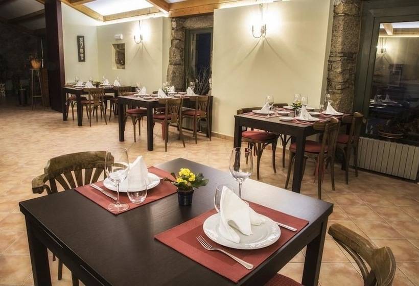 فندق Pazo De Sedor