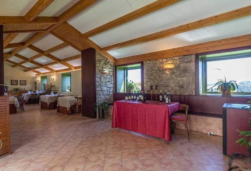 فندق Pazo De Sedor