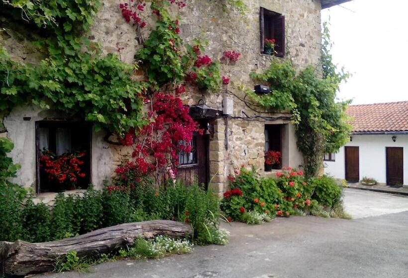 هتل روستایی Casa Rural Aristondo Agroturismo
