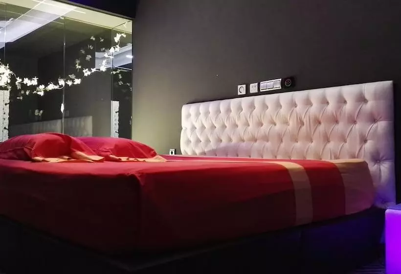 Motel Venus Madrid Sur  Adults Only