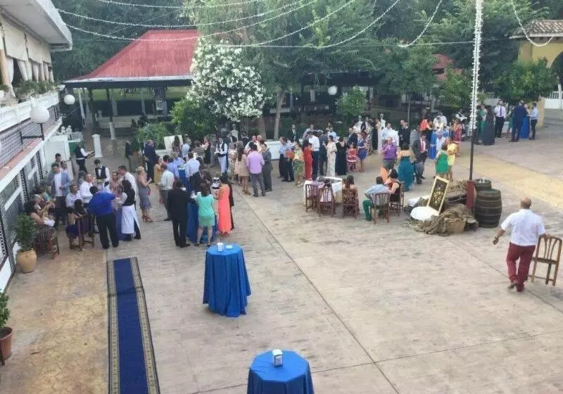 ペンション Restaurante Montserrat