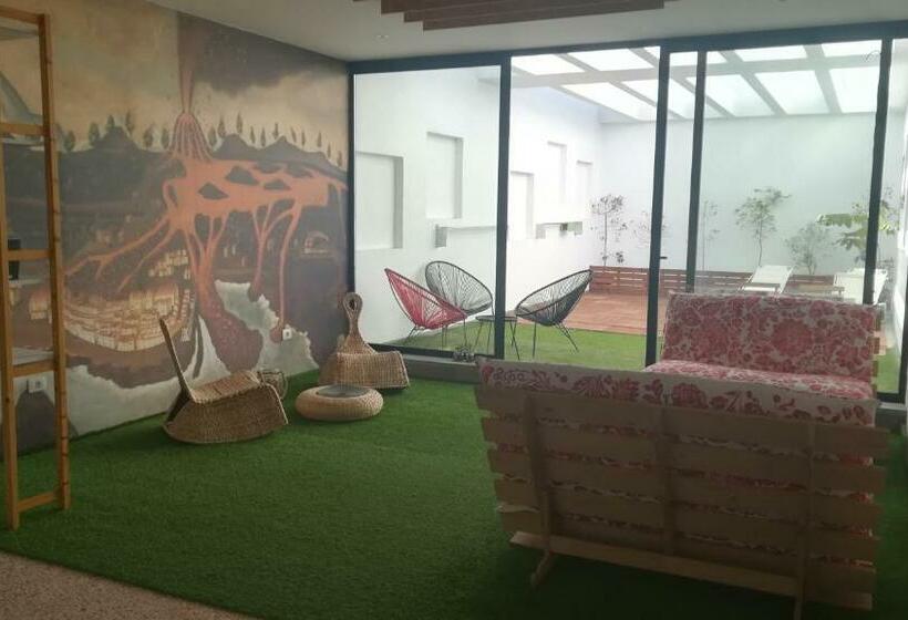 Trevejo Hostel