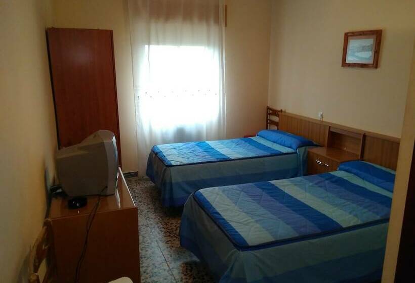 فندق فئة نجمة واحدة Pension Martinez