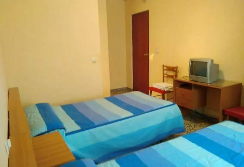 Hostelli Pension Martinez