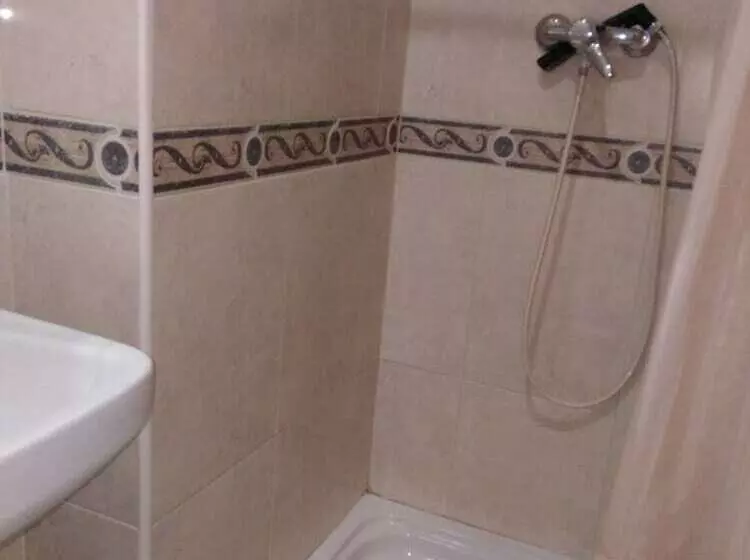 Hostelli Pension Martinez