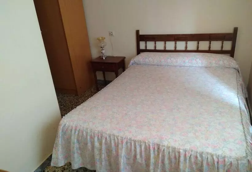 Hostelli Pension Martinez