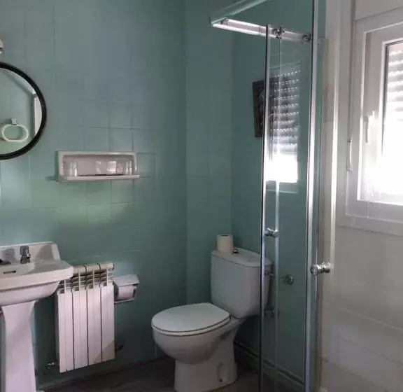 Hostal Restaurante Fogón De Gredos