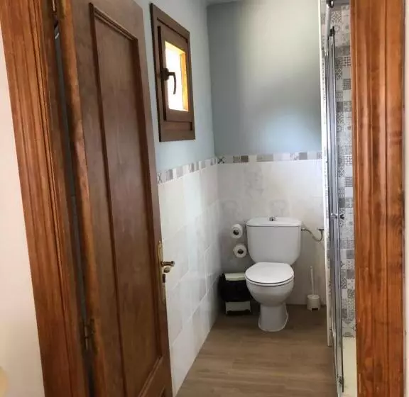 Hostal Restaurante Fogón De Gredos