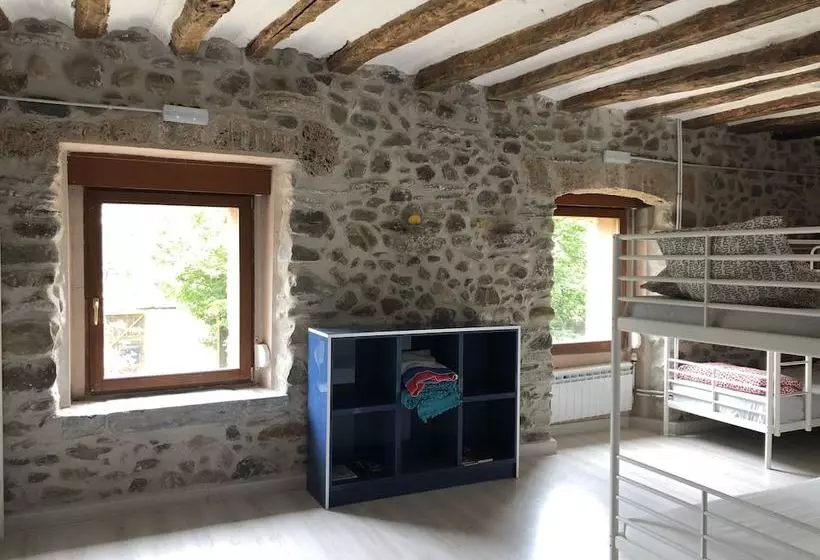 ペンション Albergue El Salto