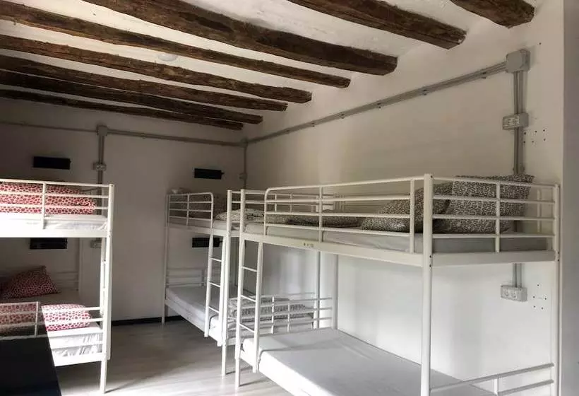 ペンション Albergue El Salto