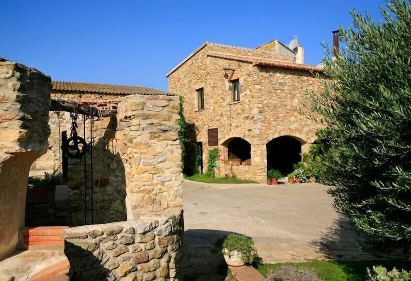 פנסיון Can Barrull