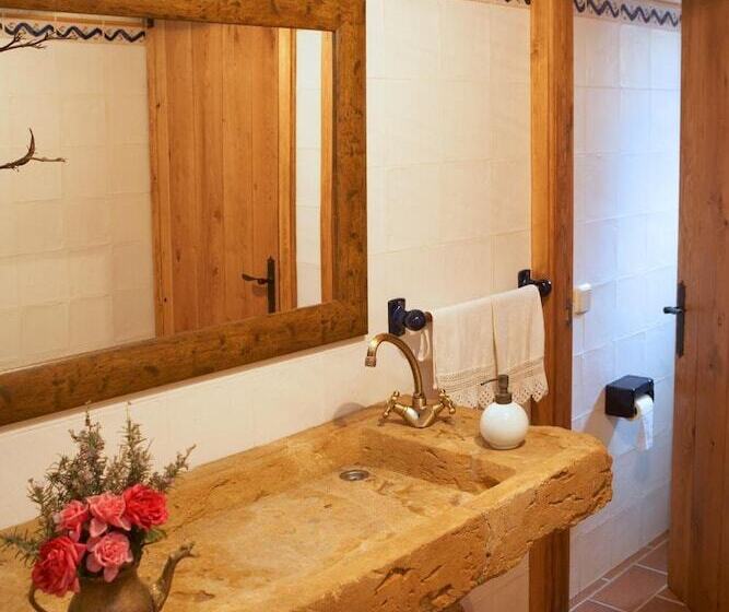 פנסיון Can Barrull