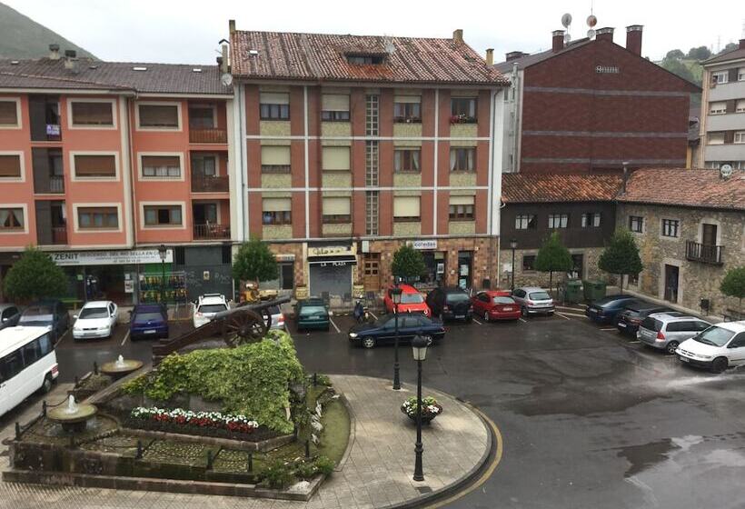 Pensão Hostal Café Español