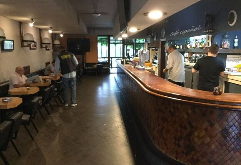 Pensão Hostal Café Español