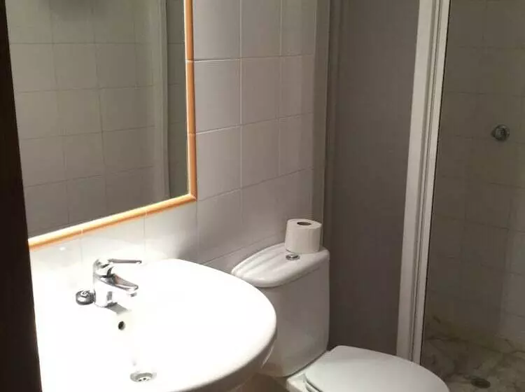 پانسیون Hostal Café Español