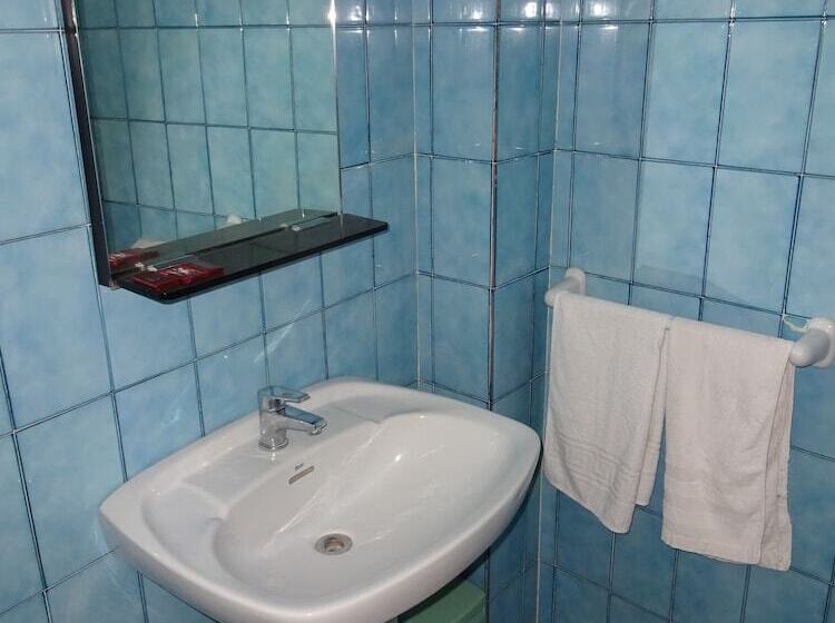 بنسيون Hostal Terraferma