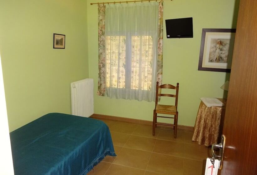 بنسيون Hostal Terraferma