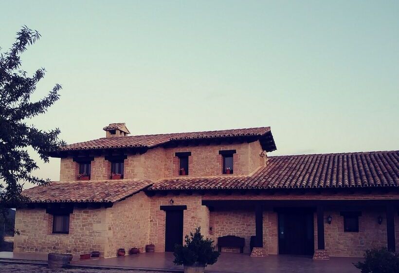 پانسیون La Contrada