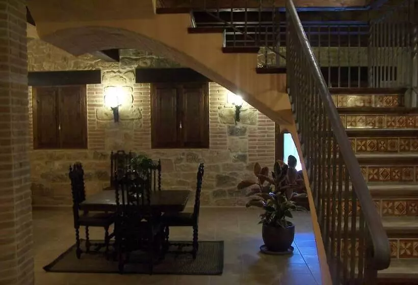 Majatalo La Contrada