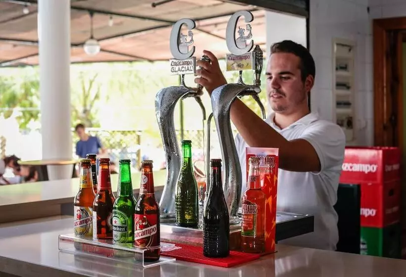 Hotelli Bungalows Rafting Benamejí