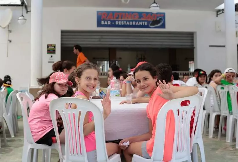 Hotelli Bungalows Rafting Benamejí