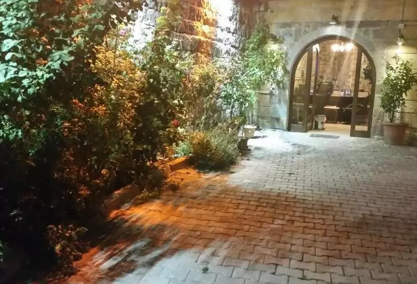 ホテル Family Cave Suite