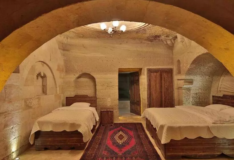 ホテル Family Cave Suite