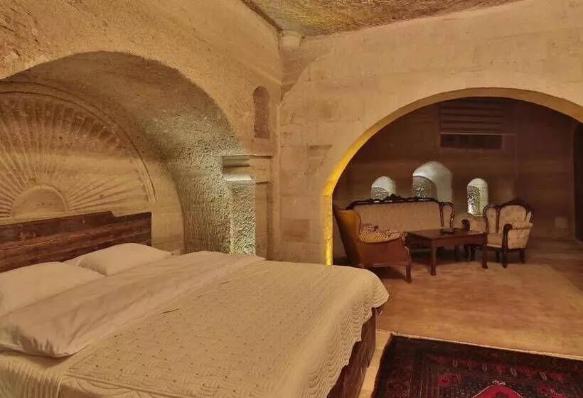 ホテル Family Cave Suite