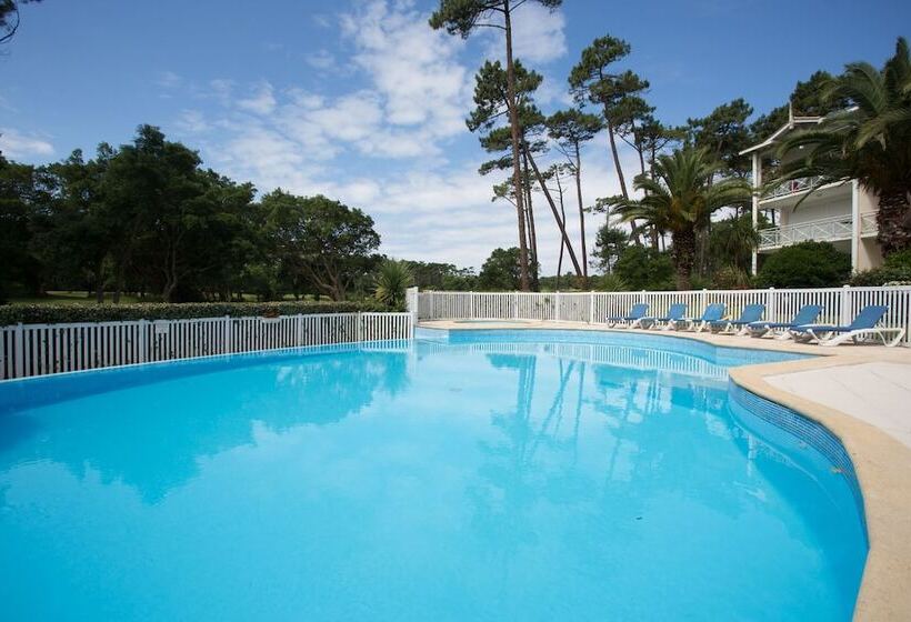 Madame Vacances Les Palmiers Du Golf