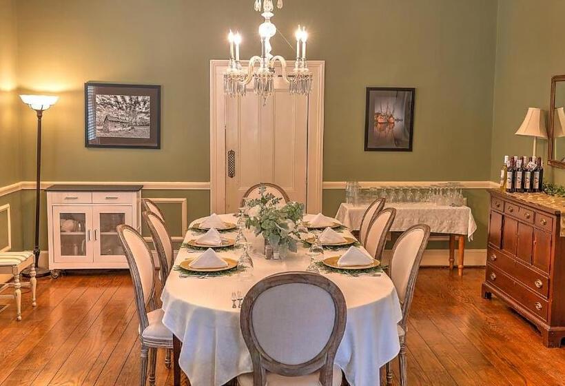 Open Gates Bed & Breakfast