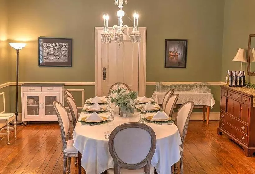 Open Gates Bed & Breakfast