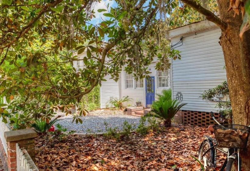 Open Gates Bed & Breakfast