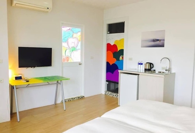 پانسیون Sun Moon Lake Yue Retreat