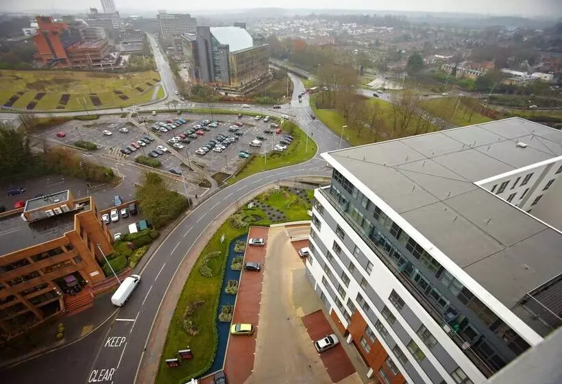 Skyline Plaza By Viridian Apartments