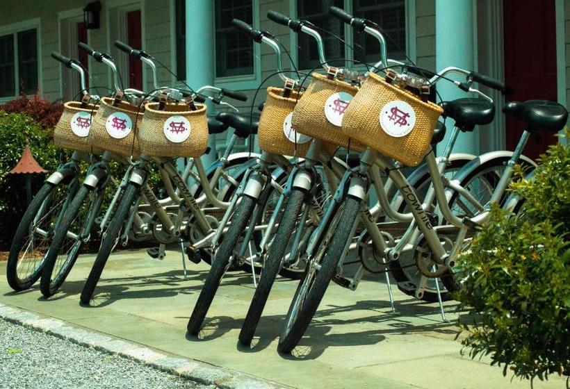 Southampton Village Motel