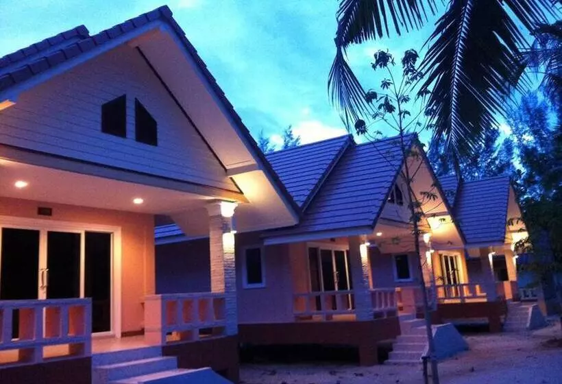 هتل Ao Thong Beach Bungalows & Restaurant