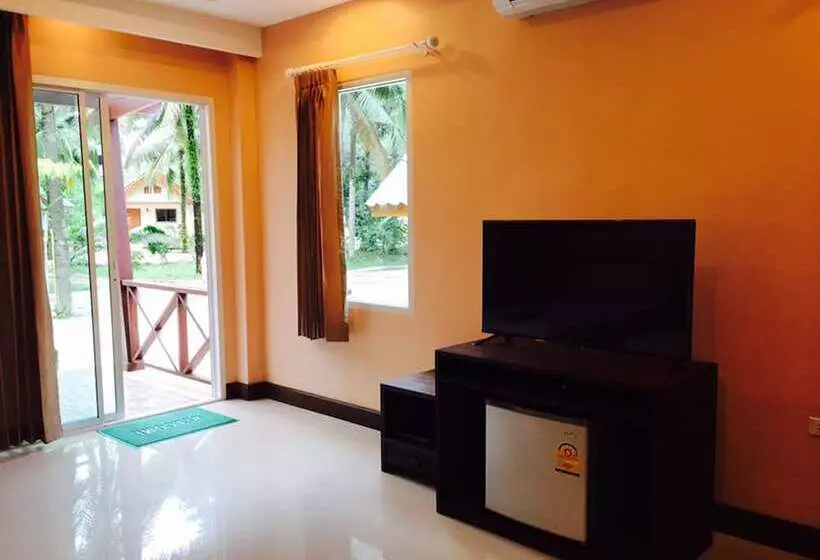 هتل Ao Thong Beach Bungalows & Restaurant
