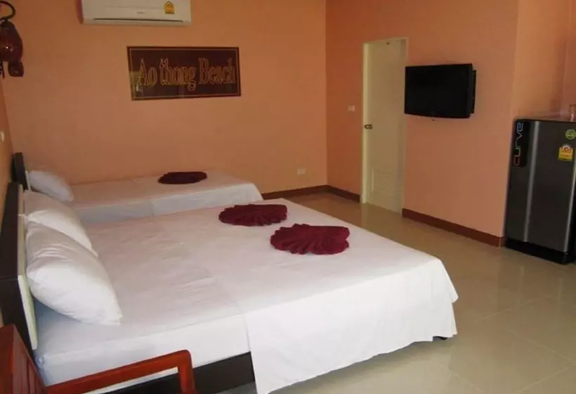 هتل Ao Thong Beach Bungalows & Restaurant