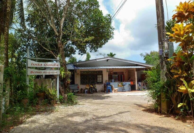 هتل Bonus Bungalow