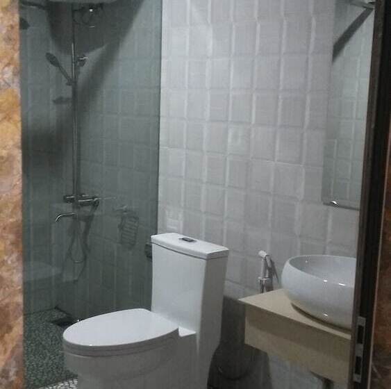 هتل Limestone View Homestay