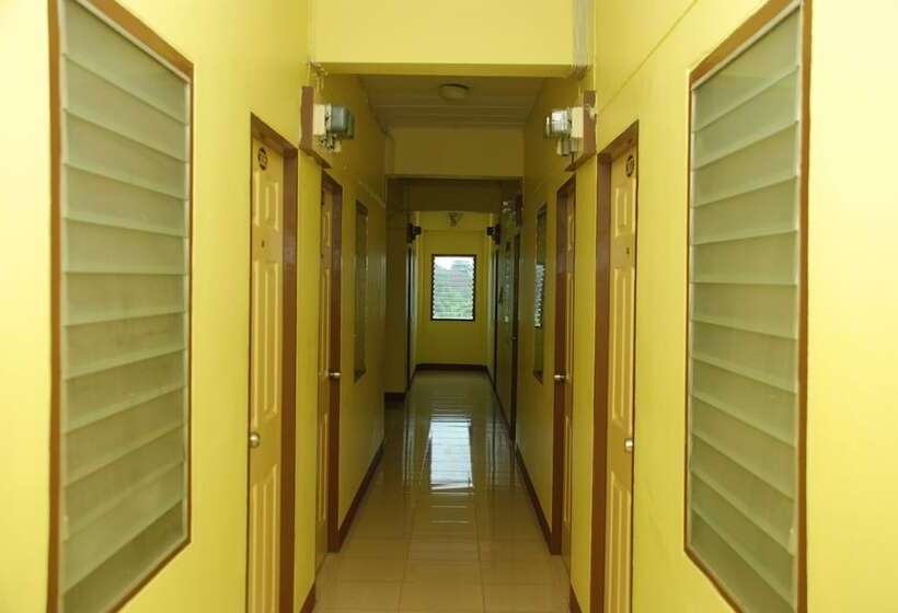 בית מלון כפרי Nuttasit Apartment