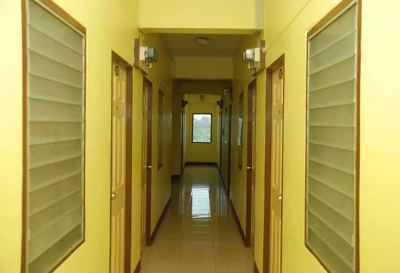 هتل Nuttasit Apartment
